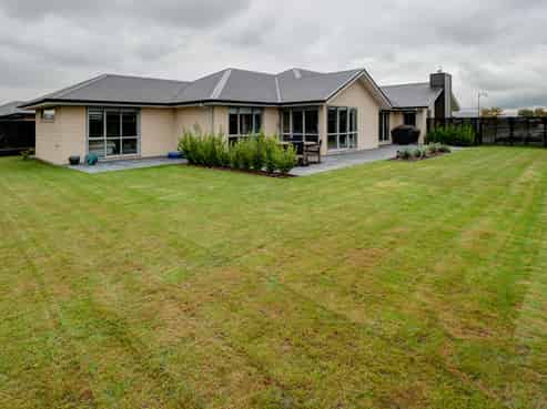 16 Temple Avenue, Lincoln