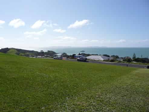 12 Christine Drive, Coopers Beach