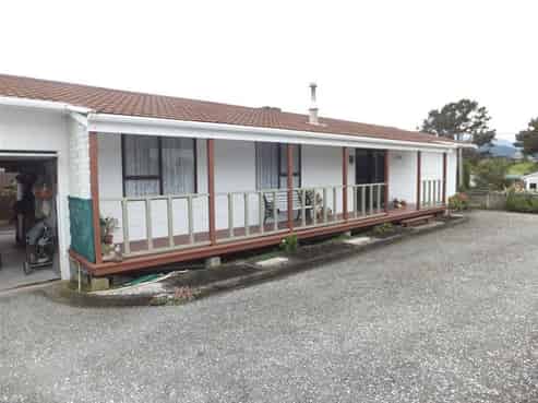 11 Atua Street, Waikanae Beach