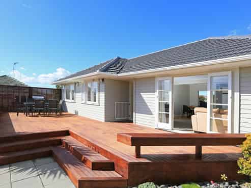 3 Brookfield Road, Te Atatu Peninsula