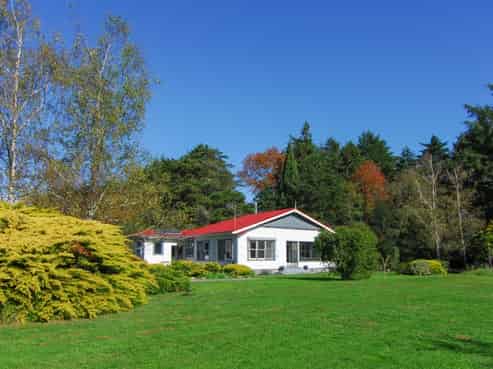 4197 State Highway 50, Maraekakaho