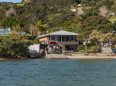 22 Attwood Street, Tamaterau