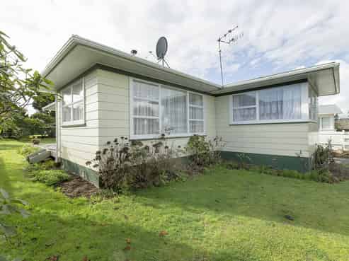 10 Manapouri Street, Tikipunga