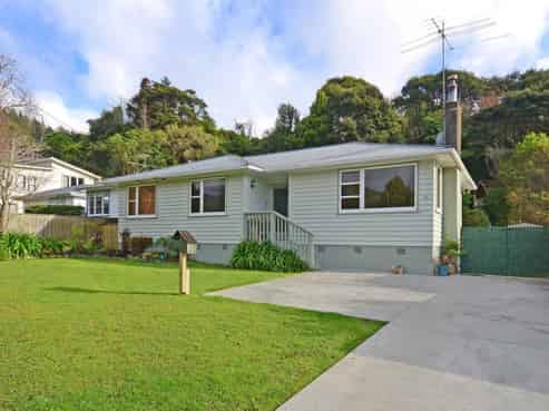 14 Pinehaven Road, Pinehaven