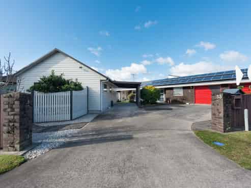 53 Te Hono Street, Maungatapu