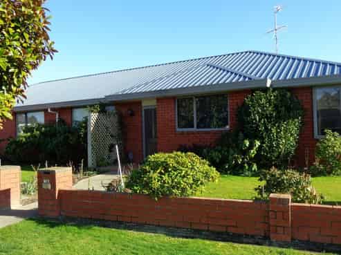 123 Pages Road, Allenton