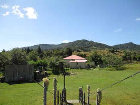 1296 Wekaweka Road, Omapere