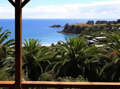 32 Tiri View Road, Palm Beach