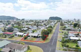 100 Susan Street, Whangamata