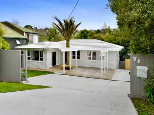 71 Saddleback Rise, Murrays Bay