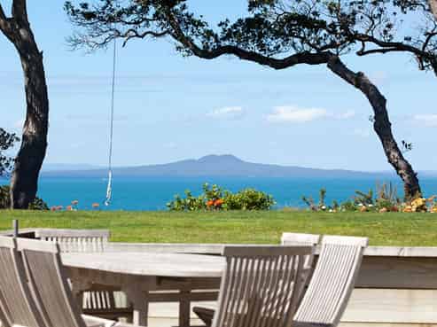 16 Palm Cove, Arkles Bay