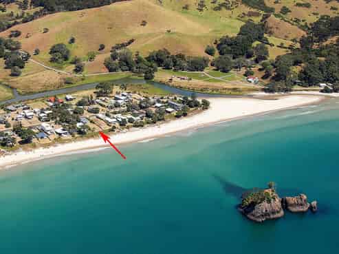 216 Mangakahia Drive, Whangapoua