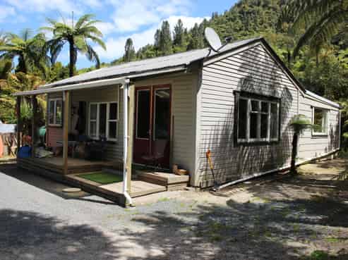 239 State Highway 30, Lake Rotoma