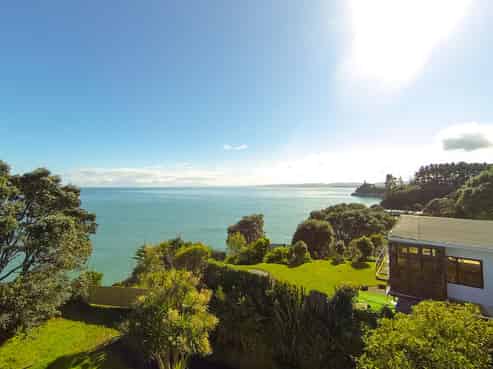 12 Sutton Road, Onaero