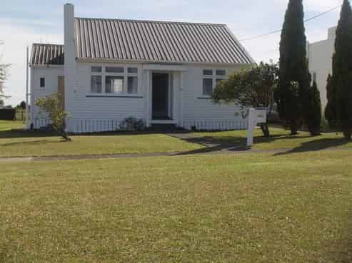 21 Shakespeare Street, Te Aroha