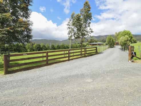 68A Marchant Road, Pakuratahi