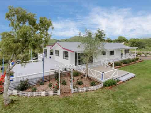 308 Paparata Road, Bombay