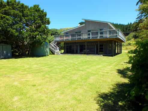 859 Black Jack Road, Opito Bay