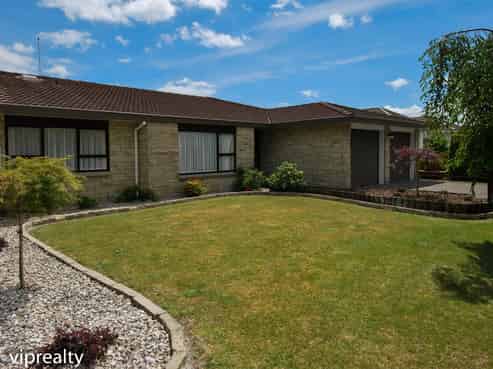 51 Holland Street, Glenholme