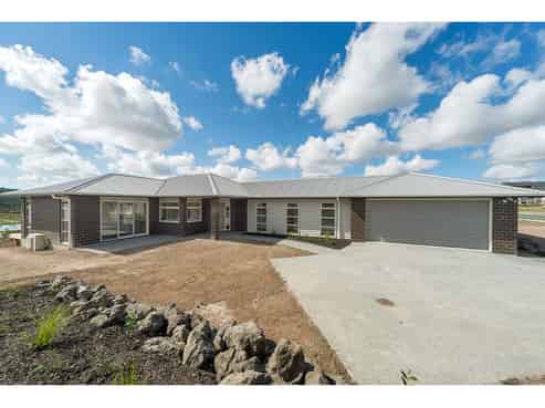 96 Pohutukawa Parade, Riverhead
