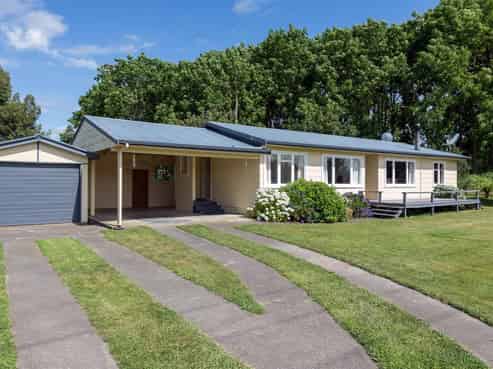 320 Rehi Road, Ngakuru