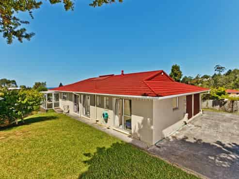 1/553 East Coast Road, Browns Bay