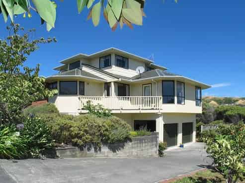 37 Saunders Close, Whitby