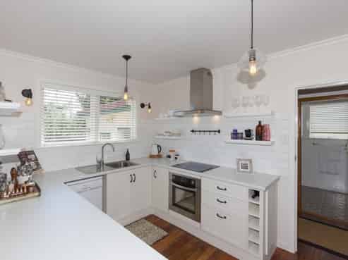 27 Aorangi Road, Paraparaumu