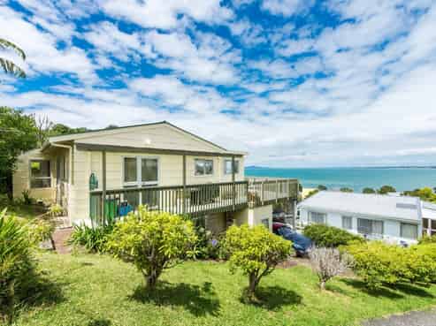 24A Zita Avenue, Matakatia