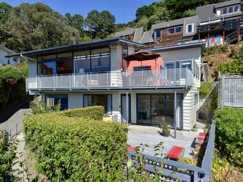 74 Falkirk Avenue, Seatoun