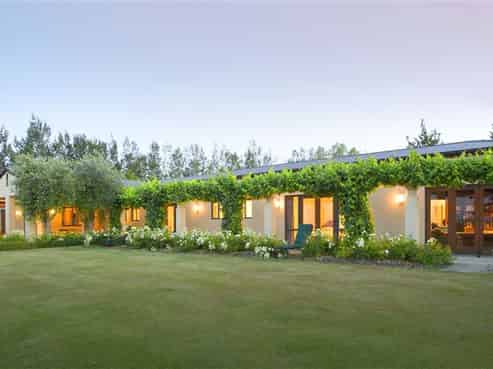 32 Gladstone Road, Hadlow