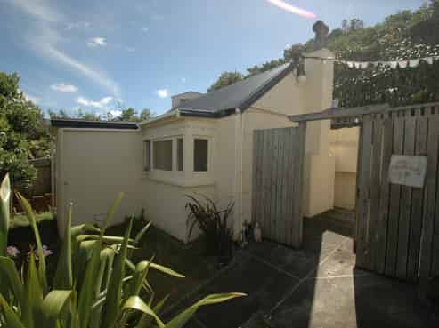 4/48 Owhiro Bay Parade, Owhiro Bay