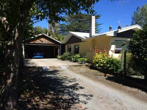 300 Sunday Creek Road, Thorpe