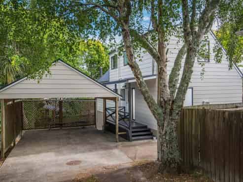 58B Aeroview Drive, Beach Haven