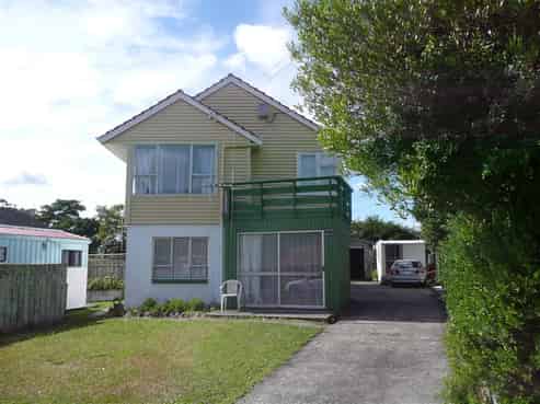 55 Second Avenue, Avenues