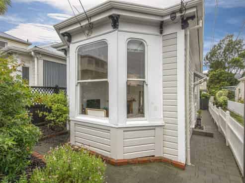 10 Carrington Street, Mount Cook