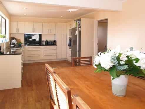 12 Tremaine Place, Camborne