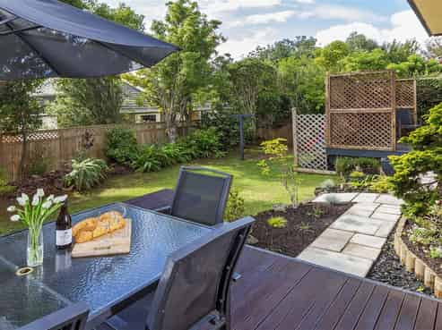 202 Whitford Road, Shamrock Park