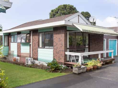 3/15 Selwyn Avenue, Avenues