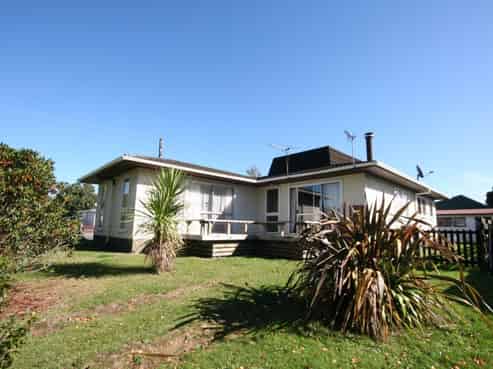 2 Beryl Place, Pukehangi