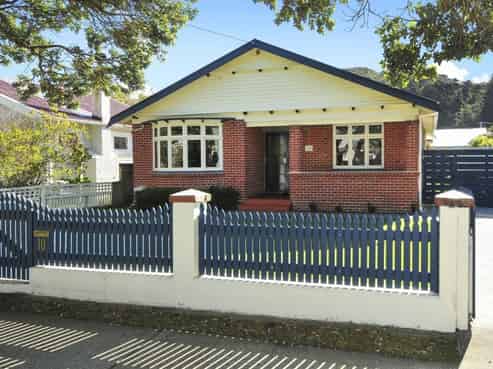 10 Tui Street, Alicetown