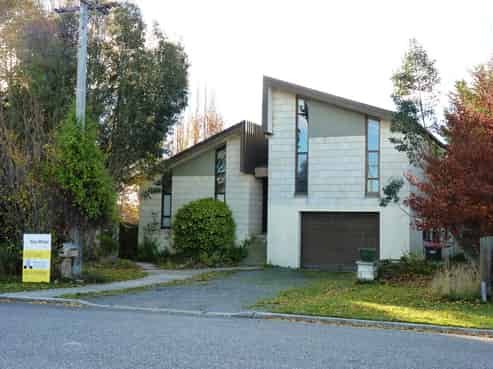 9 Welles Street, Ranfurly