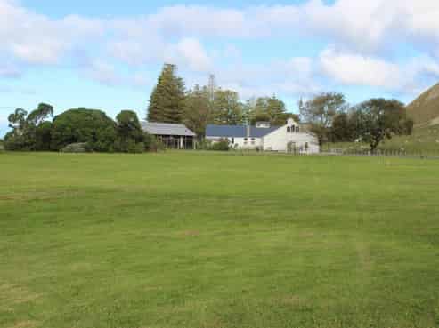 75 Shoal Beach Road, Central Hawkes Bay Coastal