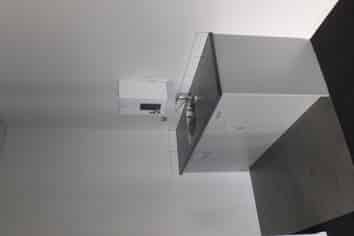 Office, showroom or distribution - For Lease