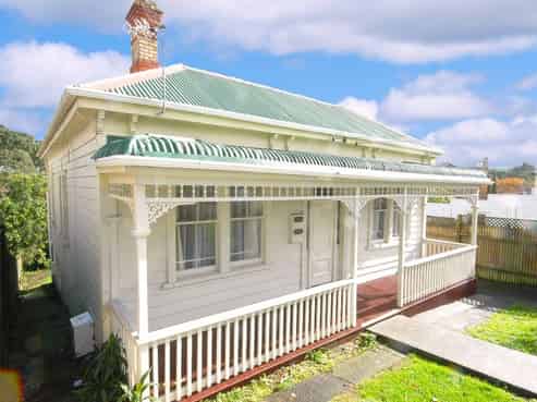 24 Kingsland Avenue, Kingsland