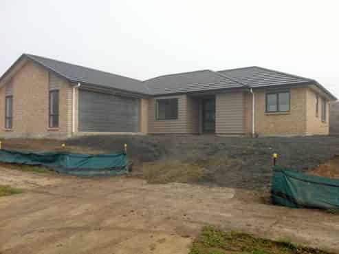 18 Patatee Terrace, Baverstock