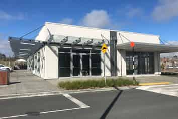 Pohutukawa Coast Shopping Centre - Beachlands