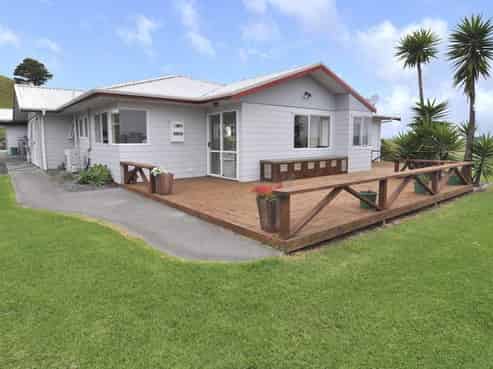 90 Bee Bush Road, Arapohue