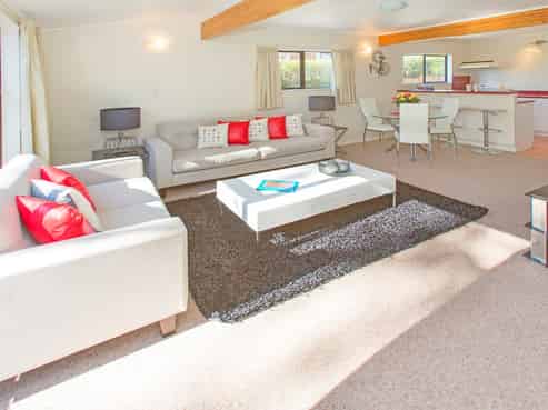 30A Holiday Road, Stanmore Bay