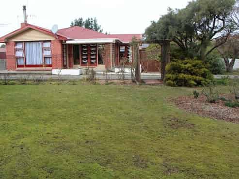 66 Acacia Drive, Levels